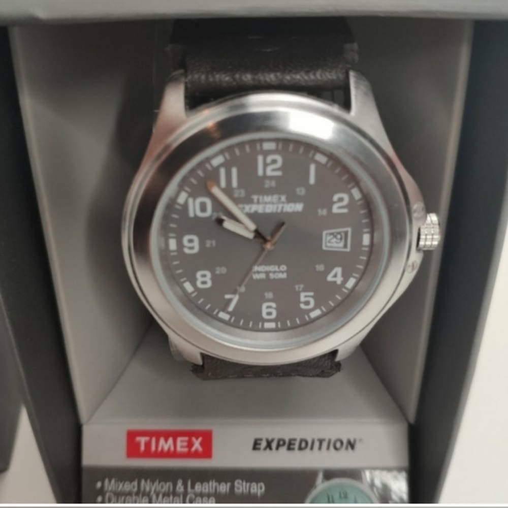 Watch - Picture 2 of 2
